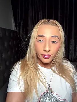 Strongqueen live cam