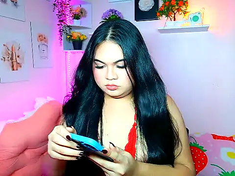 YourThicc_bella live cam on StripChat