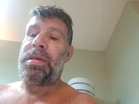 stud2512 live cam on StripChat