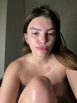FionaLaNice webcam