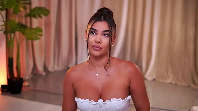 NatyDesiree webcam