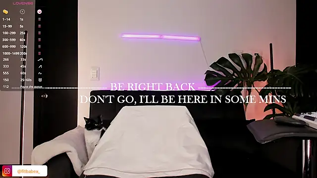 ariana_fitl_ live webcam show