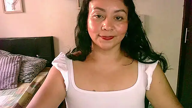 zaray_bella webcam