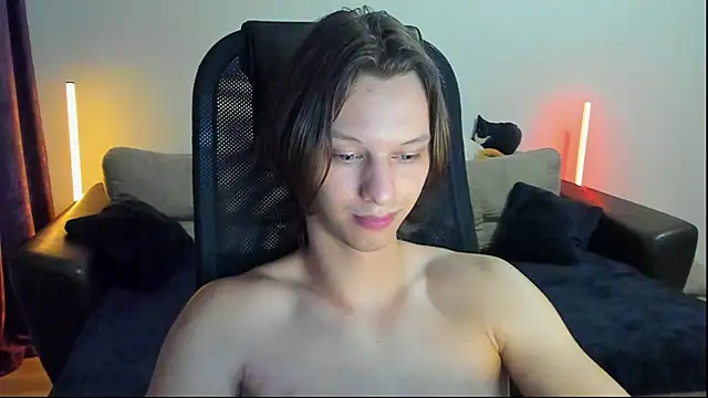 Ostin_meow webcam