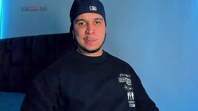 austinoficial live cam on StripChat