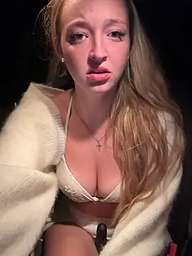 emilypeperoni webcam