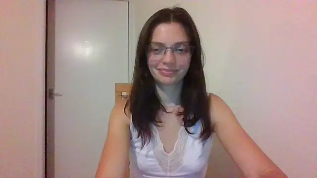 Zerinaa live cam on StripChat