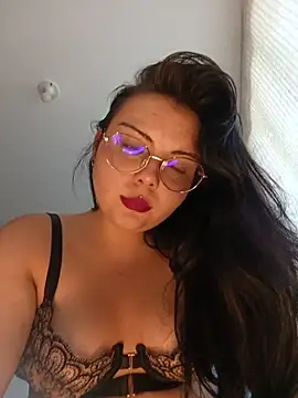 Juliet_elary webcam