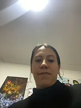 HeyAmaraa webcam
