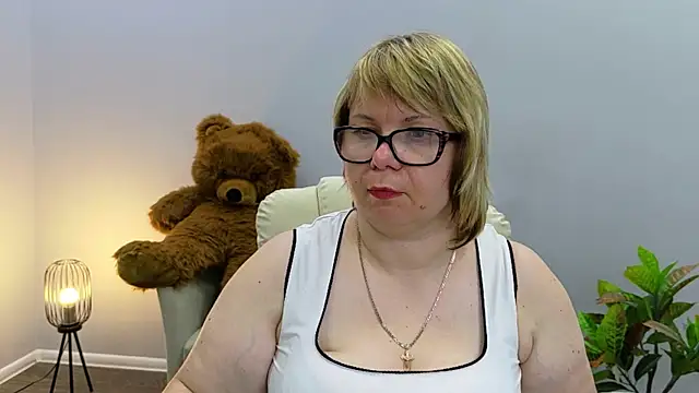 BonnnyBoobsy webcam