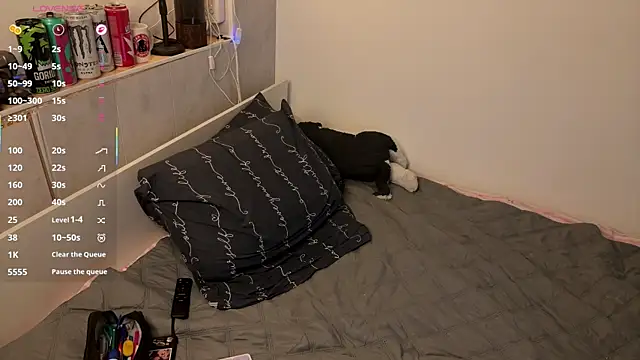 LanaLutz webcam