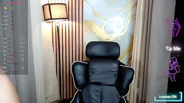 Haileywilson_ live cam on StripChat