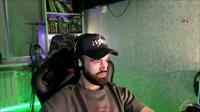 _Serious_Man webcam