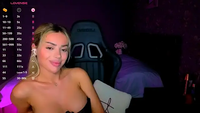 Ayla__Demir webcam
