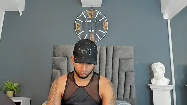 Robin_Rief live cam on StripChat