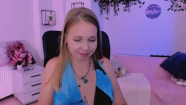 olivia_kit (G young) - spank ass x10