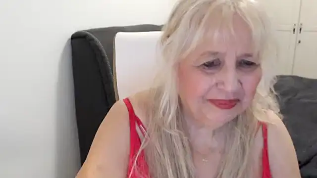 SusiLifeXXX live cam on StripChat