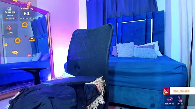 zoee_rose live cam on StripChat