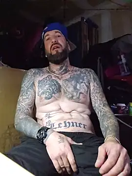 Beardedtattood webcam