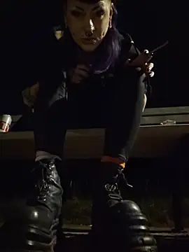 Purple_Coffin666 webcam
