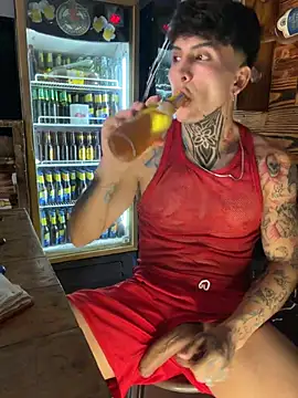 _Tomy08calderon live cam on StripChat