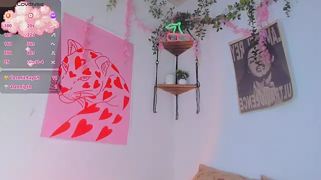 MarieTaylor_ webcam