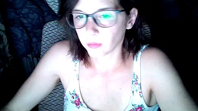 SmokerLety live cam on StripChat