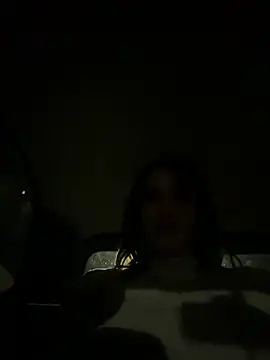 Irresistible37 webcam