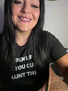 Miss_CurvesXXX webcam