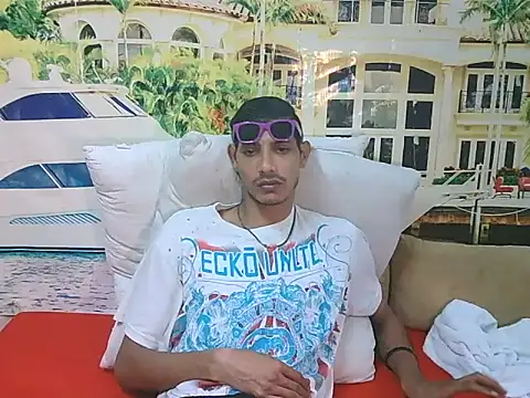 IndianSavageMale webcam