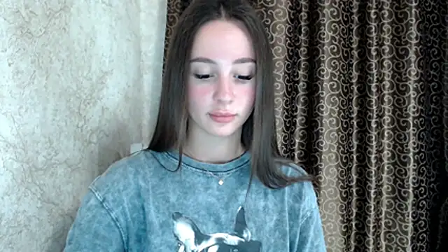 Tina_tin85 webcam