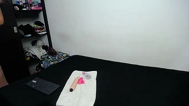 Ani_Suescun webcam