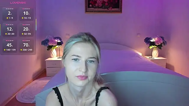 Julie_Blaze webcam