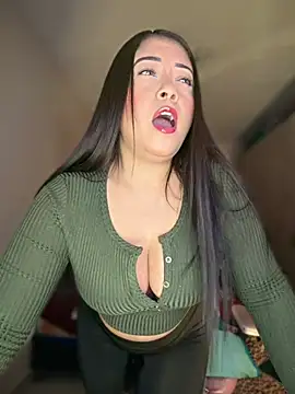 cami_ortiz__ webcam
