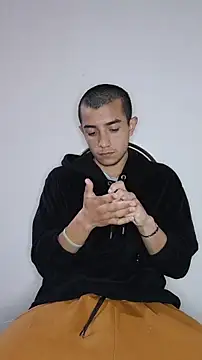 Thick_Cock live cam