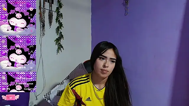 Cloeandtyfanny webcam