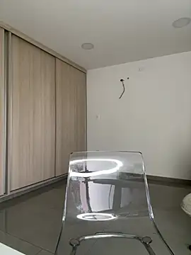 Curlyierr live sex cam