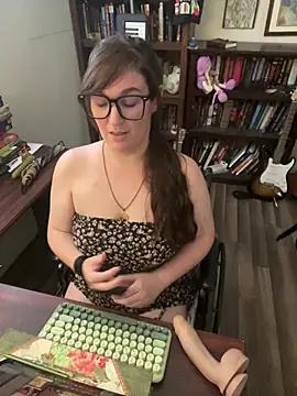 adobe_angel (F milf) - Public cum show