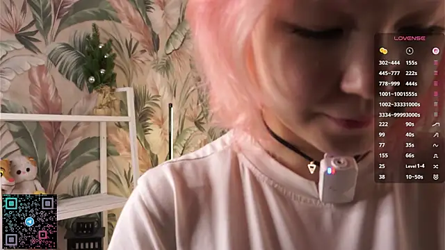 ChantalHoloway webcam