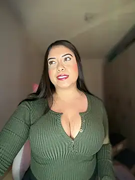 cami_ortiz__ webcam