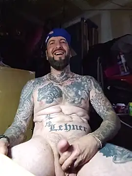 Beardedtattood live webcam show