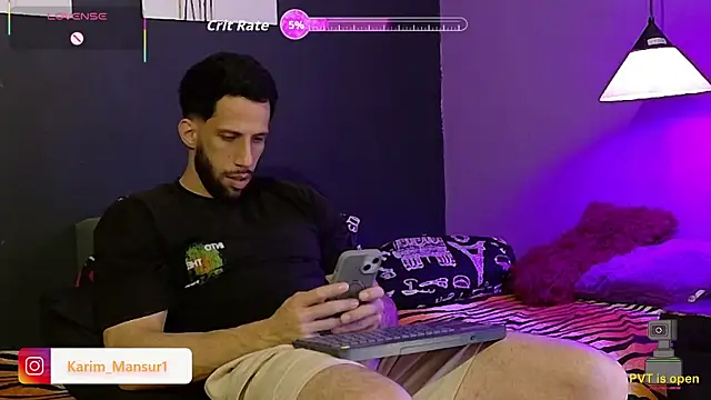 Karim_mansur webcam