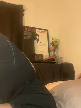 DivaVonTease webcam