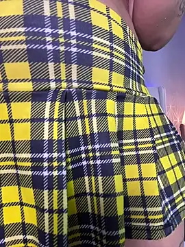 Mia-Medina live webcam show