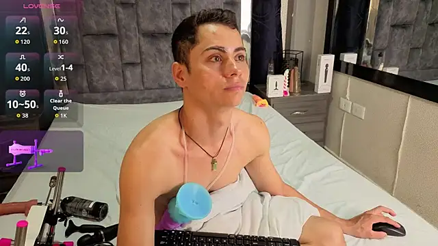 LeoMonnroe live webcam show