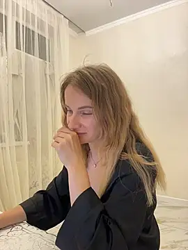 AinyrVixxen webcam