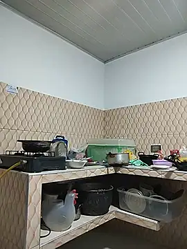 AngelicaStorms webcam