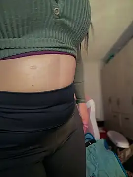 cami_ortiz__ webcam