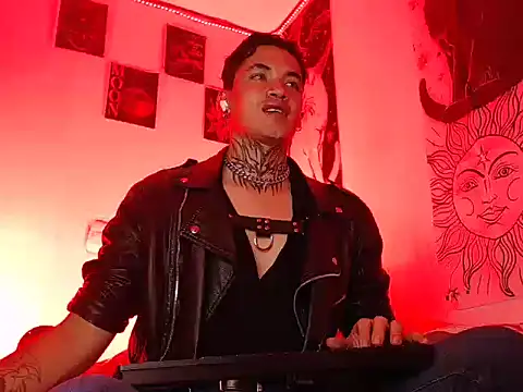 AlecBanne_ live cam on StripChat
