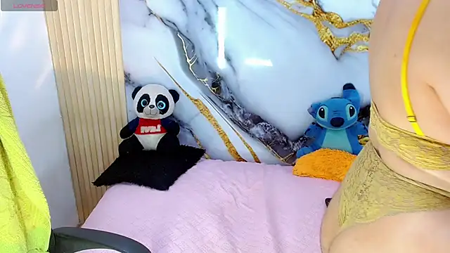 natashaislerxxx webcam